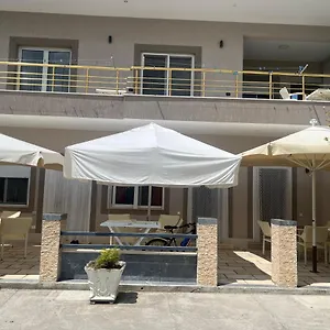 Roel 1 Nr 88 Apartamento