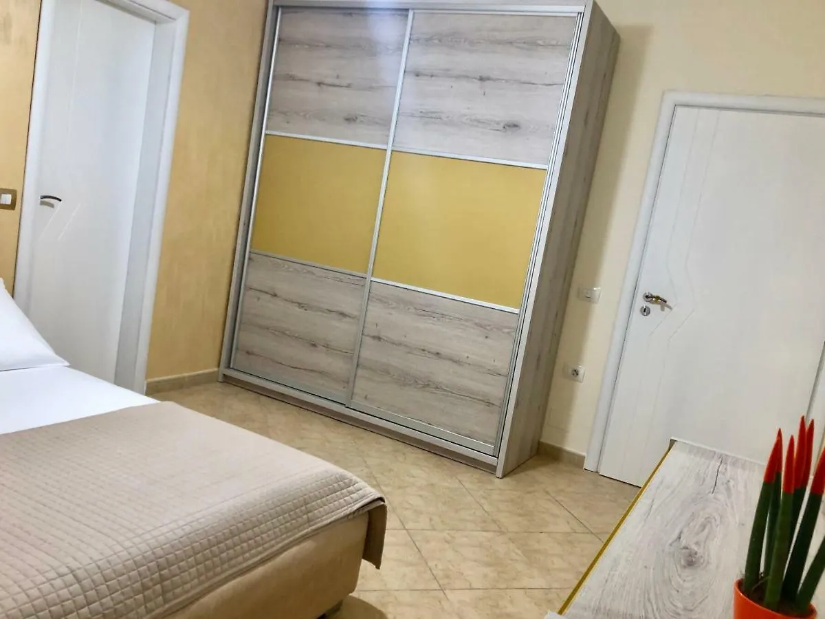 Apartamento I'M Joy Vlorë 0*,